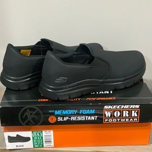 New! Skechers Mens Work Service Shoes Black Leather Slip-resistant 9.5, 10 & 12